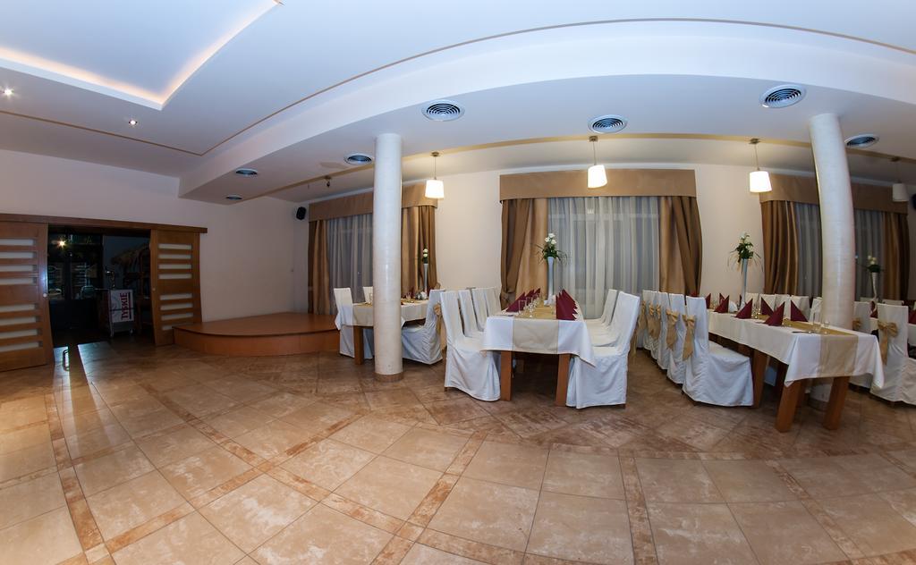 Hotel Marand Zaczernie 外观 照片
